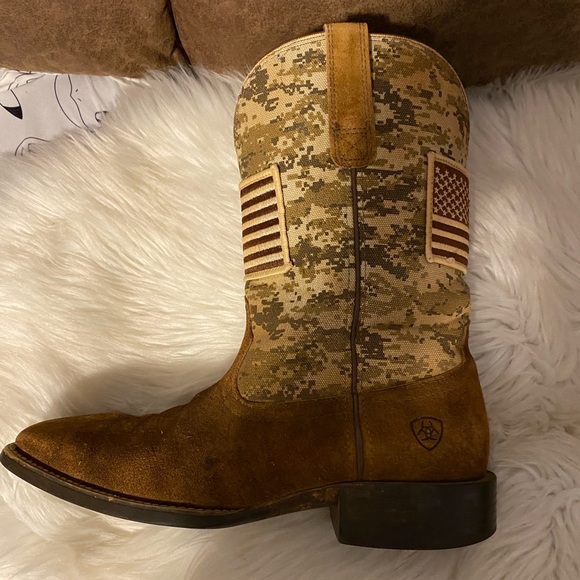 Ariat boots size 10.5 EE - Picture 6 of 10